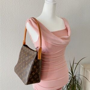 ❤️Beautiful Louis Vuitton Looping MM monogram Canvas